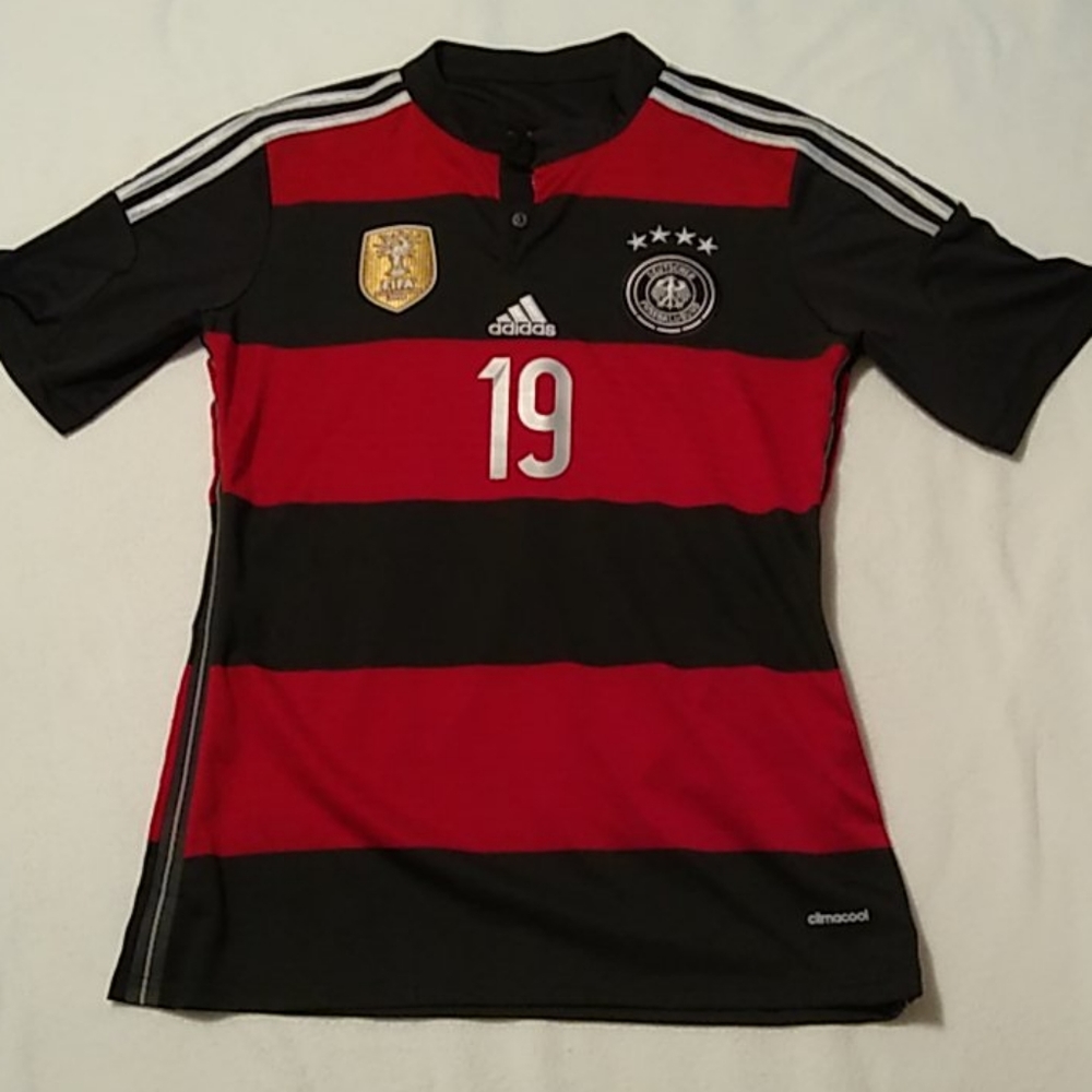 Gotz 19 soccer jersey